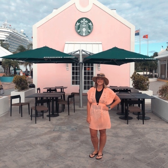 Meet your Posher, Jessica - Picture 6 of 9